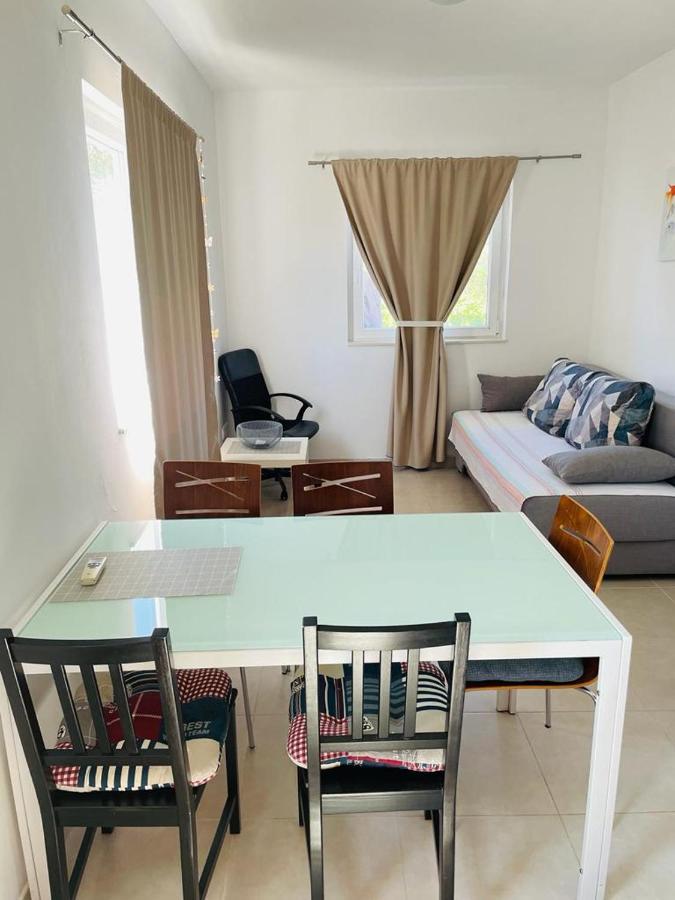 Oaza Mira Apartment Tisno Exterior photo